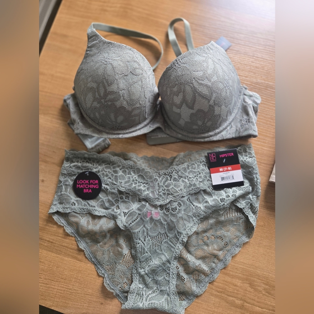 Olive Lace Push Up Bra & Panties